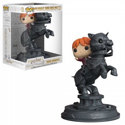 Funko POP: Movie Moments Harry Potter - Ron Riding Chess Piece