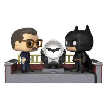 Funko POP: Movie Moments - Batman 80th - with Light Up Bat Signal